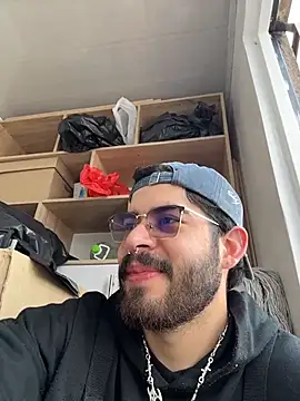 Snapshot of DomBoy_ chatting on July 14, 7:30 pm DomBoy online show from July 14, 7:30 pm