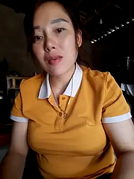 linhkun1 online show from May 5, 7:27 am