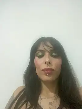 Malevola0 online show from May 9, 2:39 am