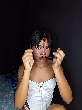 Floresitacampe online show from May 10, 10:04 pm