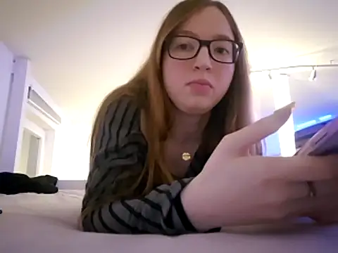 Freaky-Doll online show from May 6, 8:36 pm