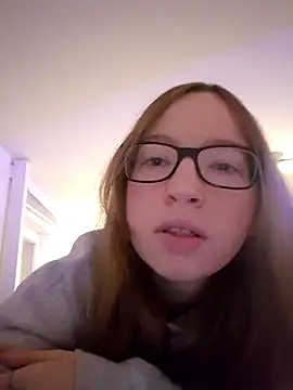 Freaky-Doll online show from May 11, 8:39 pm