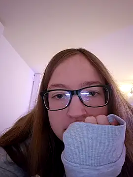 Freaky-Doll online show from May 13, 11:44 pm
