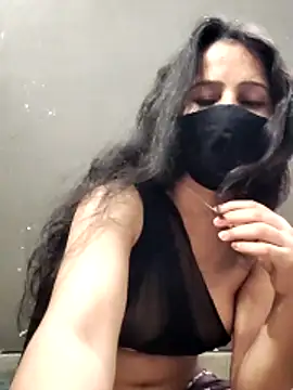 Snapshot of Kanika_76 chatting on May 25, 2:23 pm Kanika 76 online show from May 25, 2:23 pm