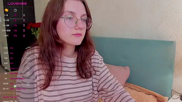 Snapshot of iMagdaLunna chatting on May 15, 7:48 am iMagdaLunna online show from May 15, 7:48 am