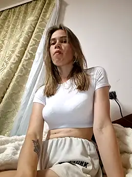 Lisahoppii online show from May 21, 6:04 pm