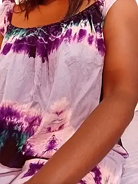 Snapshot of Kristeena- chatting on August 4, 11:57 am Kristeena- online show from August 4, 11:57 am