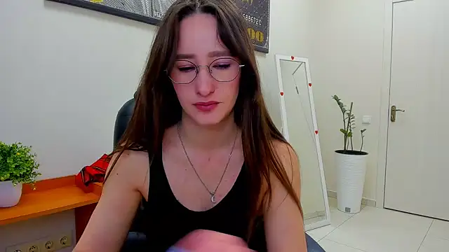 Olimia online show from May 4, 9:16 am