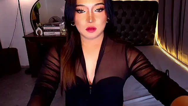 Sensual Ekang online show from May 4, 5:20 pm