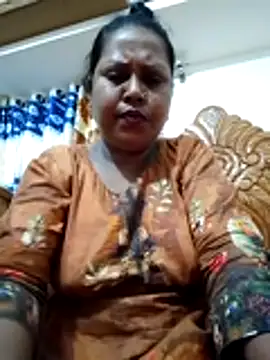 Snapshot of mimi9 chatting on May 11, 1:11 am mimi9 online show from May 11, 1:11 am