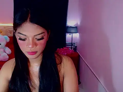 KlaiAllison online show from May 8, 8:36 pm