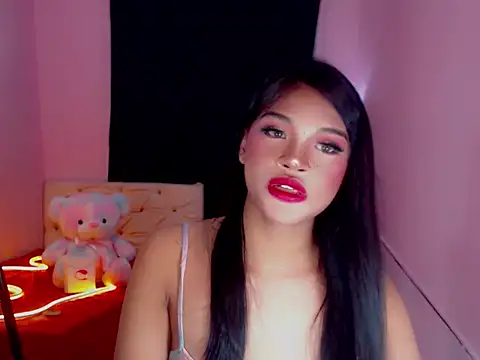 KlaiAllison online show from May 24, 6:24 pm
