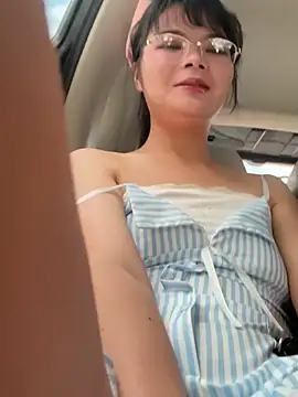 Snapshot of yingtao-888 chatting on May 4, 5:03 am yingtao-888 online show from May 4, 5:03 am