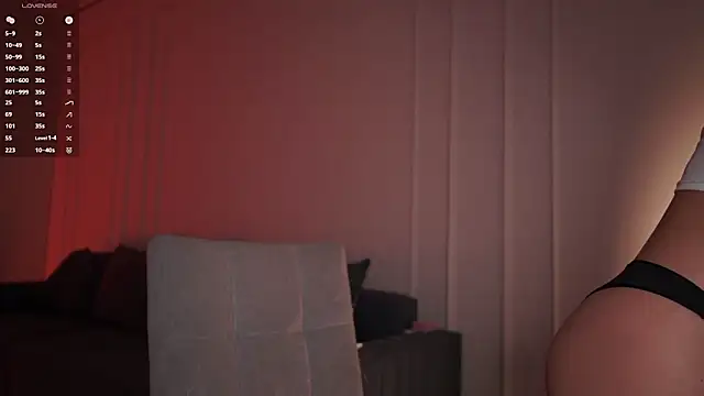Snapshot of asvna_ chatting on May 15, 12:39 am asvna online show from May 15, 12:39 am