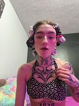 Snapshot of she-dulce chatting on May 14, 11:55 pm she-dulce online show from May 14, 11:55 pm