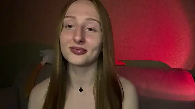 Snapshot of SofiaSelen chatting on May 3, 7:09 pm SofiaSelen online show from May 3, 7:09 pm