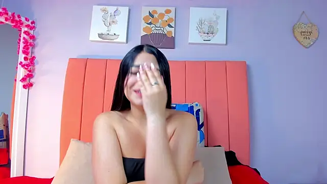 Snapshot of roxanneowens chatting on May 14, 12:12 pm roxanneowens online show from May 14, 12:12 pm