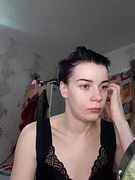 LunaAdika777 online show from May 14, 1:18 pm