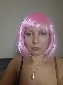pinklady13 online show from May 17, 2:53 am