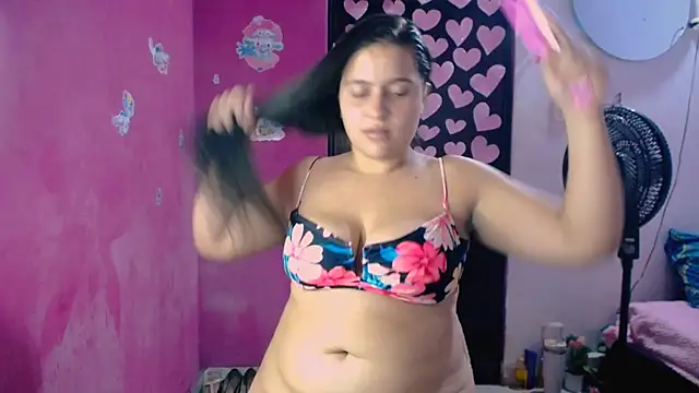 Kiara tits online show from May 21, 1:23 am