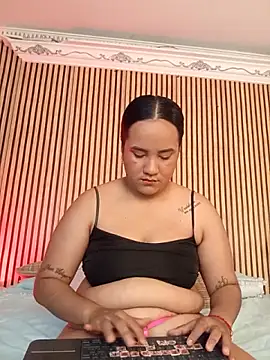 Snapshot of NATY_BUSTOS chatting on May 9, 5:51 pm NATY BUSTOS online show from May 9, 5:51 pm