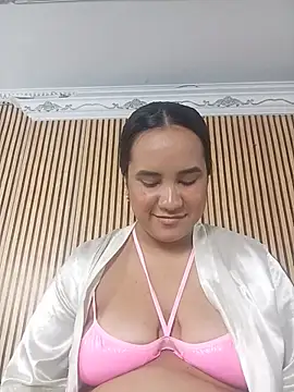 Snapshot of NATY_BUSTOS chatting on May 30, 1:57 am NATY BUSTOS online show from May 30, 1:57 am