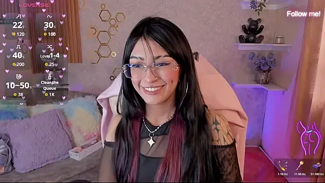 Snapshot of mia_smoke_ chatting on May 22, 3:06 pm mia smoke online show from May 22, 3:06 pm