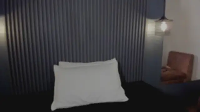 Laurent Milf online show from May 7, 6:13 pm