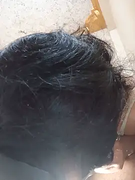 Snapshot of QueenofHair chatting on June 27, 5:34 am QueenofHair online show from June 27, 5:34 am