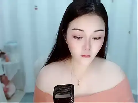 Amy-cnbaby online show from May 8, 1:33 am