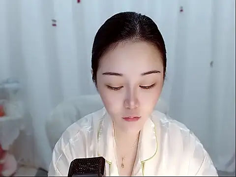Amy-cnbaby online show from May 18, 1:45 am