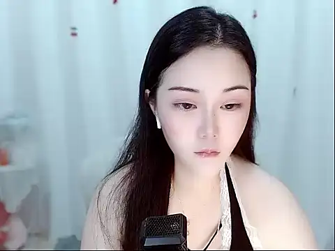 Amy-cnbaby online show from May 19, 1:33 am