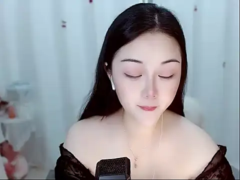 Amy-cnbaby online show from May 23, 1:33 am