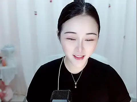 Amy-cnbaby online show from May 24, 1:43 am