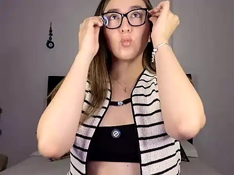 AnastasiaCampbell online show from June 6, 3:22 am