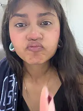 Snapshot of Noa_lau chatting on August 5, 5:54 am Noa lau online show from August 5, 5:54 am