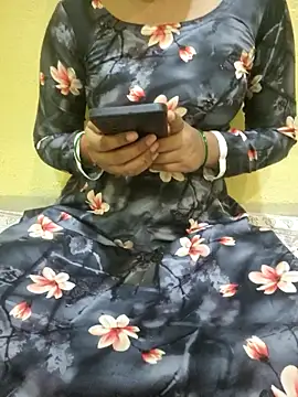 Seema yadav01 online show from May 4, 4:52 am