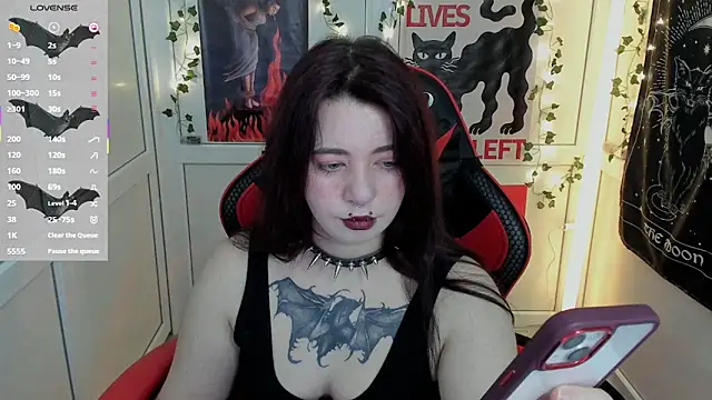 PurpleRune online show from May 18, 1:06 pm