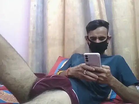 Snapshot of vickyoerhg chatting on May 26, 1:29 pm vickyoerhg online show from May 26, 1:29 pm