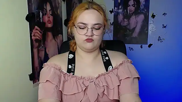 RinaRiii online show from May 15, 12:23 pm