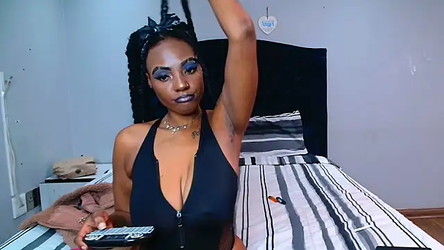 Snapshot of KillarRose chatting on May 8, 9:53 pm KillarRose online show from May 8, 9:53 pm