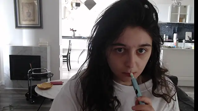 cute lilia online show from May 12, 8:44 am