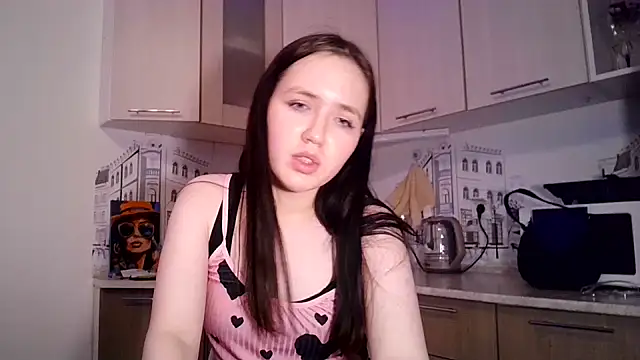 Snapshot of LannieCam chatting on May 15, 2:24 pm LannieCam online show from May 15, 2:24 pm