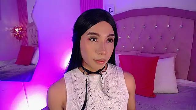 Snapshot of Khloe_Dangel chatting on May 8, 4:18 am Khloe Dangel online show from May 8, 4:18 am