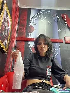 Evelin Hellsing online show from July 15, 1:00 am