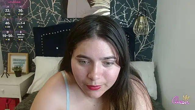 Snapshot of Laurha_ chatting on May 11, 7:11 pm Laurha online show from May 11, 7:11 pm