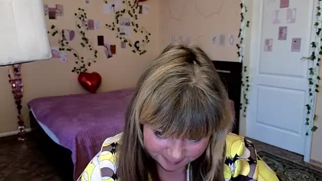 Melania Cook online show from May 24, 4:56 pm