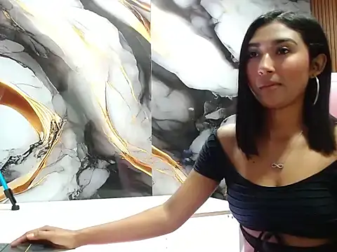 Mia konor06 online show from May 6, 10:53 am