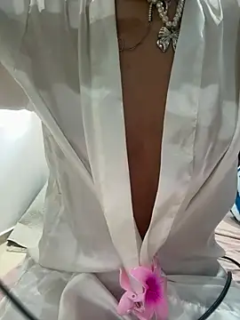 Betsy 123 online show from May 24, 12:32 pm