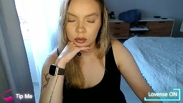 Snapshot of PolinaXXXXXJones chatting on May 15, 2:46 pm PolinaXXXXXJones online show from May 15, 2:46 pm